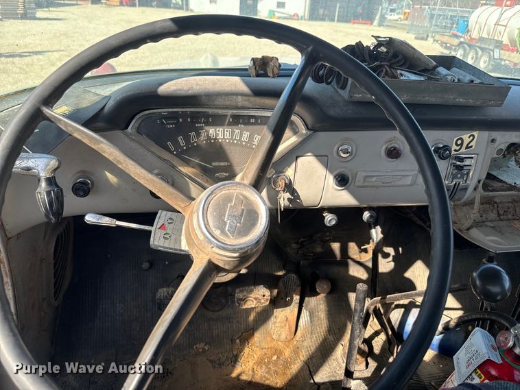 image for item NF9502 1957 Chevrolet  6400 winch truck