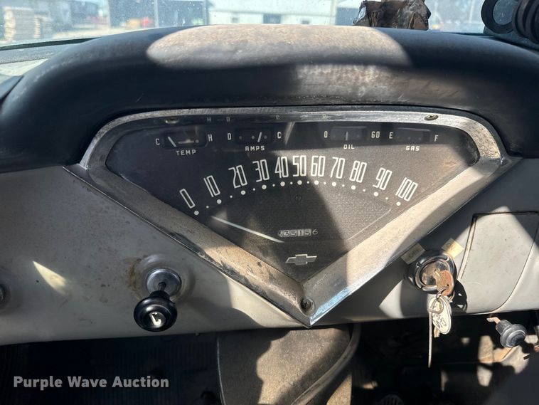 image for item NF9502 1957 Chevrolet  6400 winch truck