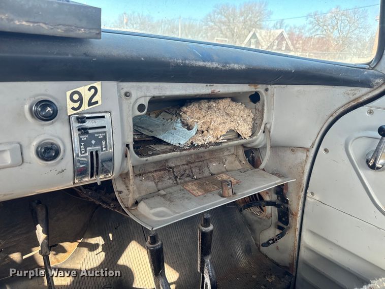 image for item NF9502 1957 Chevrolet  6400 winch truck