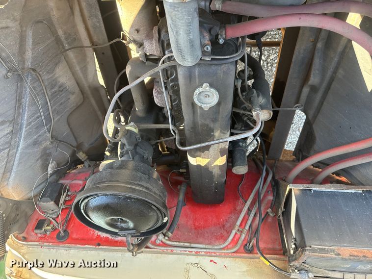 image for item NF9502 1957 Chevrolet  6400 winch truck