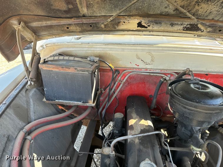 image for item NF9502 1957 Chevrolet  6400 winch truck