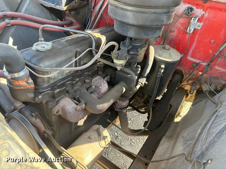 image for item NF9502 1957 Chevrolet  6400 winch truck