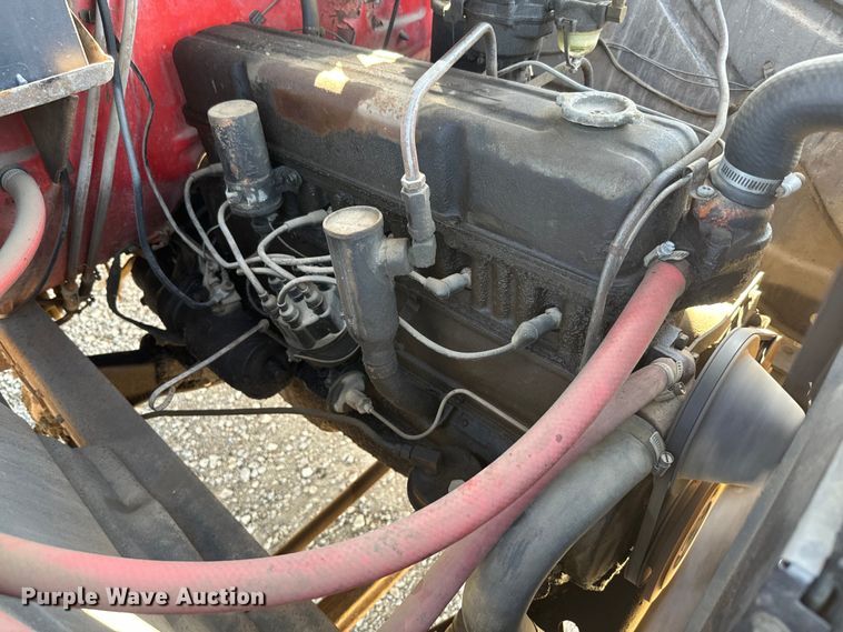 image for item NF9502 1957 Chevrolet  6400 winch truck