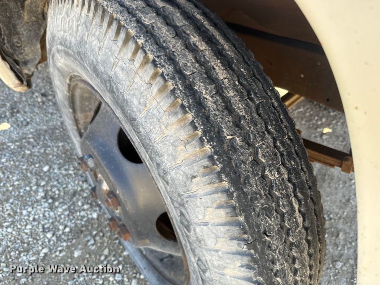 image for item NF9502 1957 Chevrolet  6400 winch truck