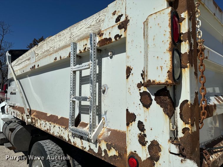 image for item NF9503 2013 International  ProStar+ dump truck