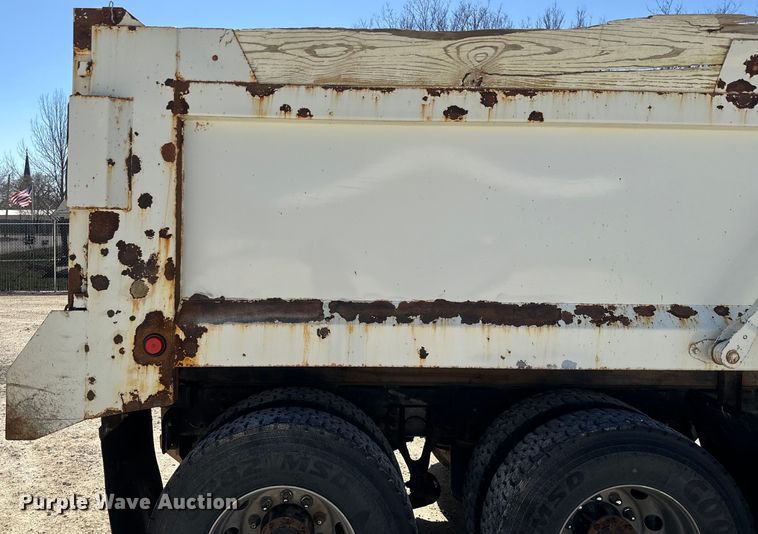 image for item NF9503 2013 International  ProStar+ dump truck