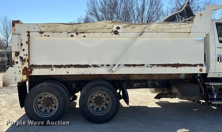 image for item NF9503 2013 International  ProStar+ dump truck