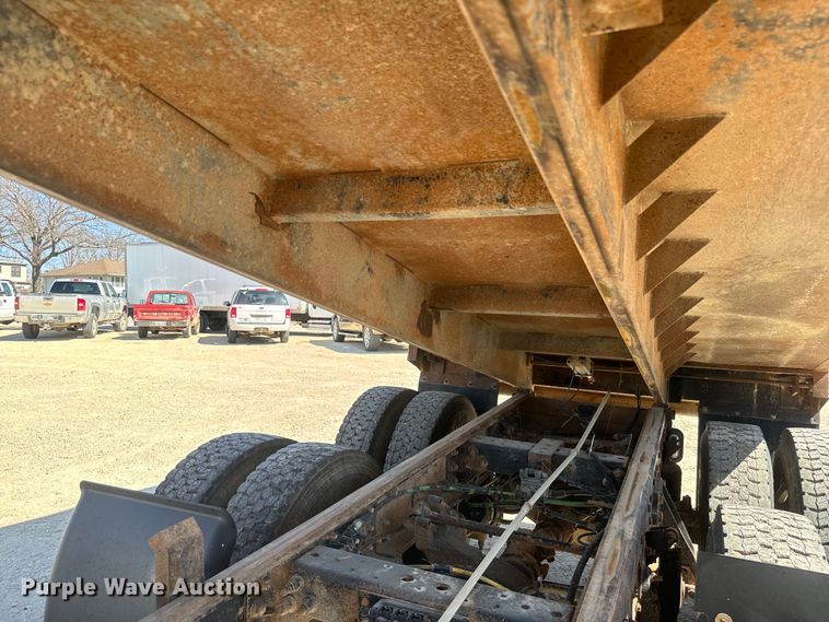 image for item NF9503 2013 International  ProStar+ dump truck