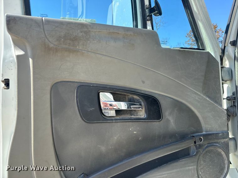 image for item NF9503 2013 International  ProStar+ dump truck