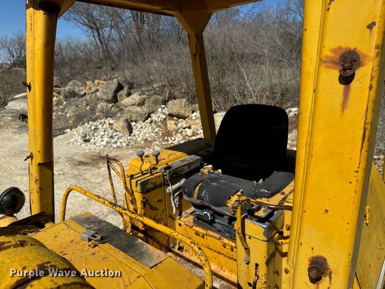 image for item NF9504 1975 Caterpillar  955L track loader