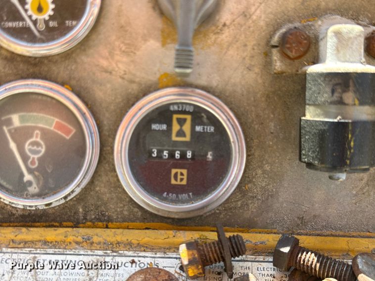 image for item NF9504 1975 Caterpillar  955L track loader