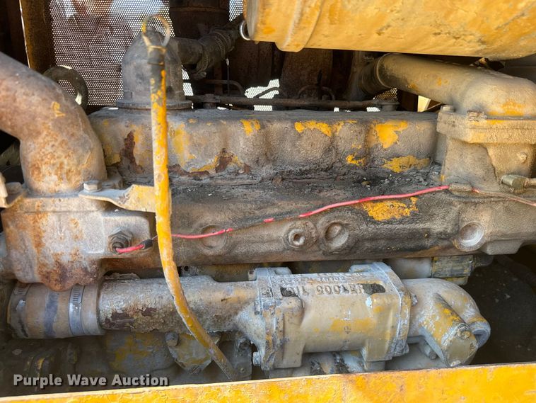 image for item NF9504 1975 Caterpillar  955L track loader