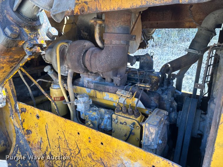 image for item NF9504 1975 Caterpillar  955L track loader