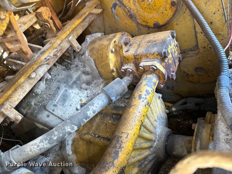 image for item NF9504 1975 Caterpillar  955L track loader