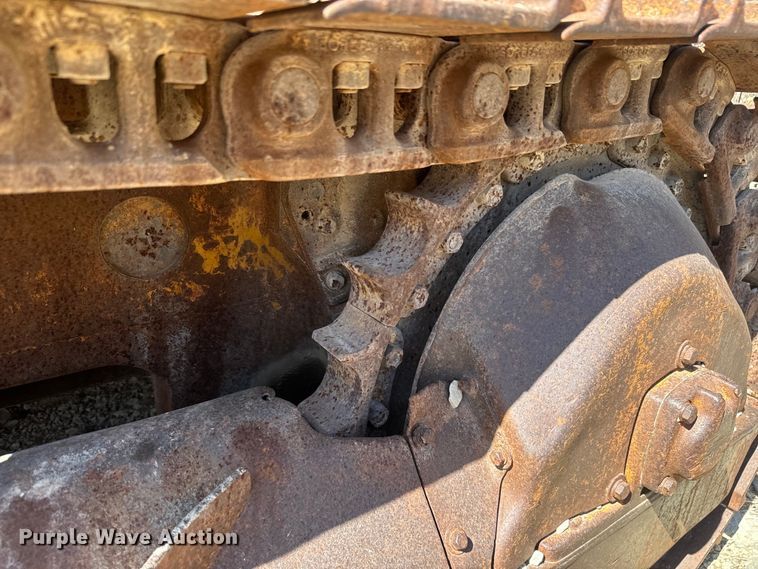 image for item NF9504 1975 Caterpillar  955L track loader