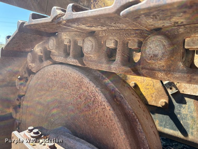 image for item NF9504 1975 Caterpillar  955L track loader