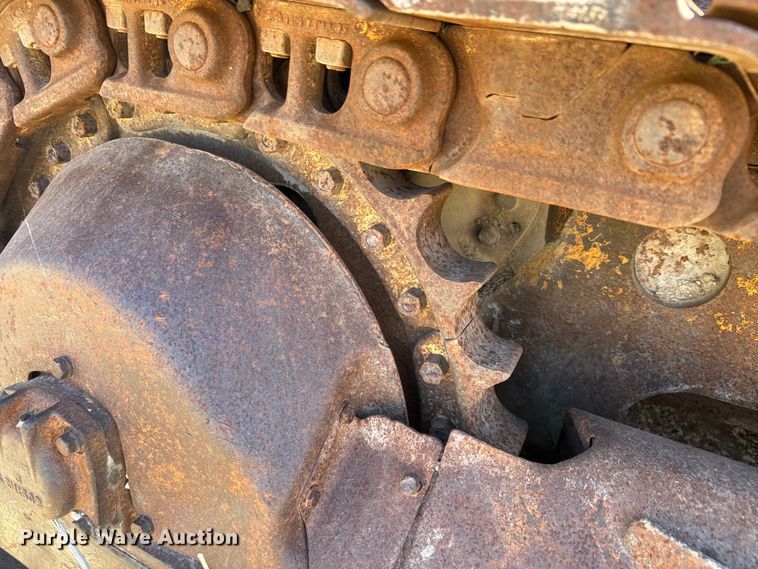 image for item NF9504 1975 Caterpillar  955L track loader