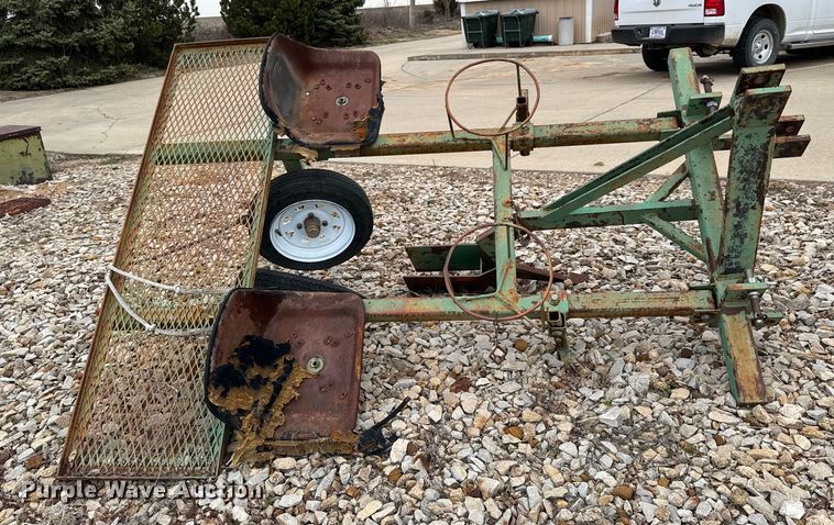 image for item NH9006 Tillage equipment 