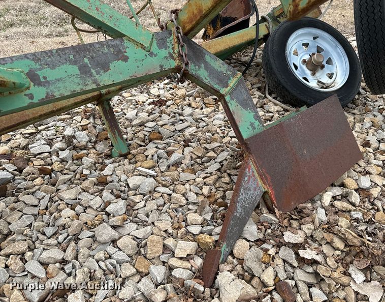 image for item NH9006 Tillage equipment 