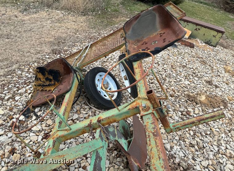 image for item NH9006 Tillage equipment 