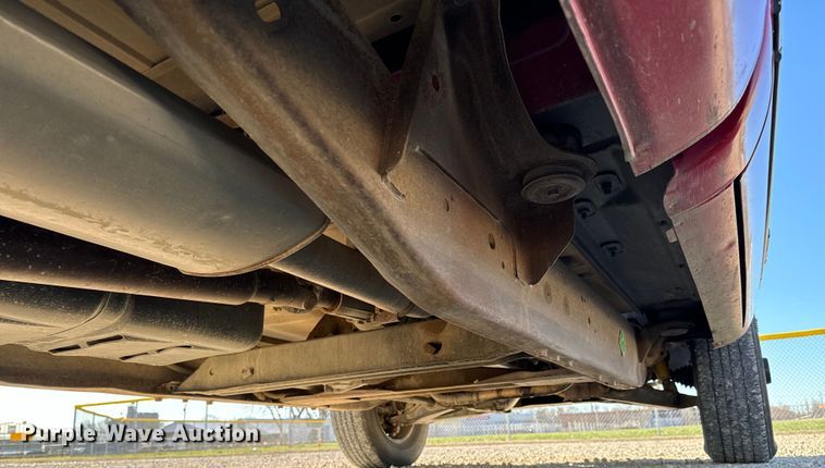 image for item NH9016 1990 GMC Sierra K1500 pickup truck