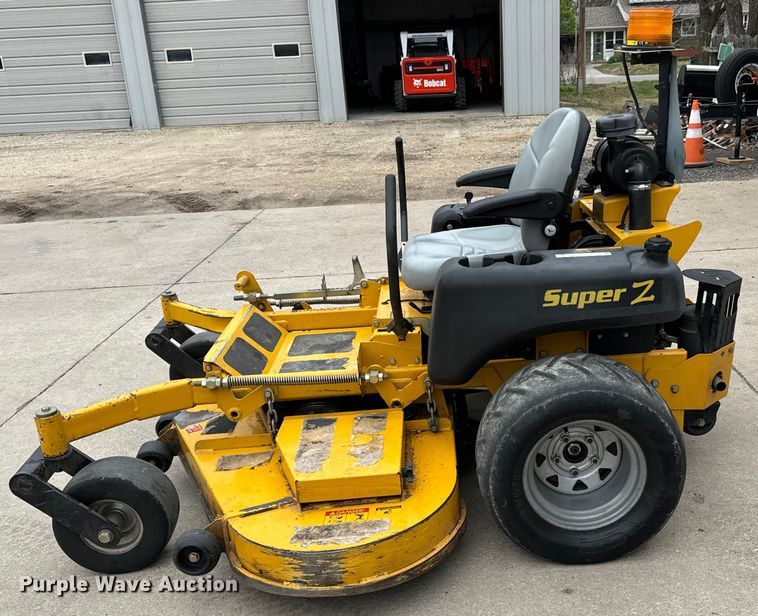 image for item NH9029 Hustler Super Z ZTR lawn mower
