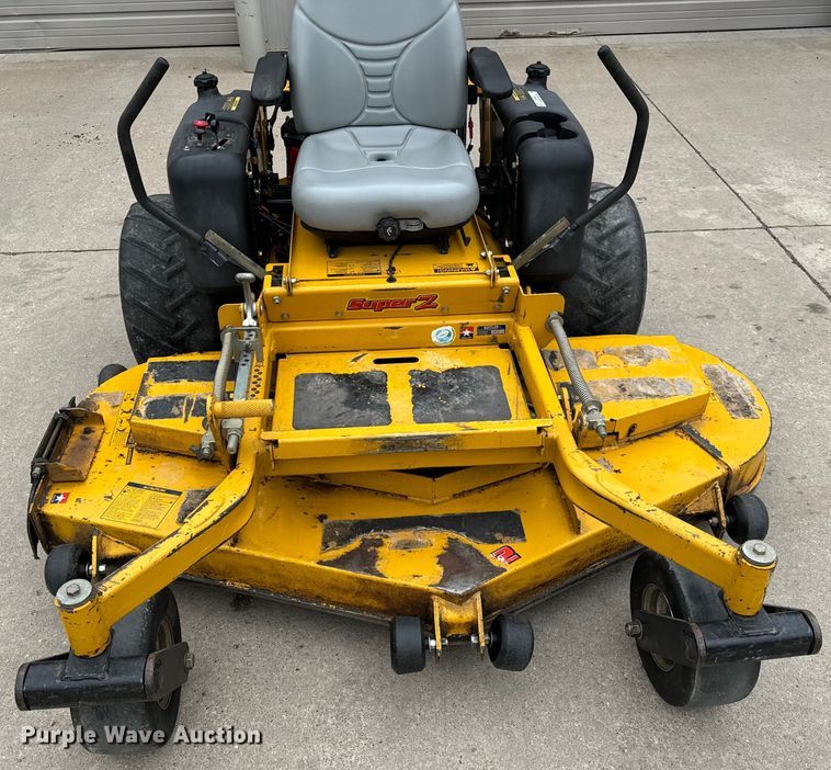 image for item NH9029 Hustler Super Z ZTR lawn mower