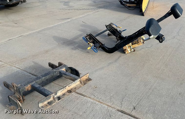 image for item NH9033 Meyer snow plow