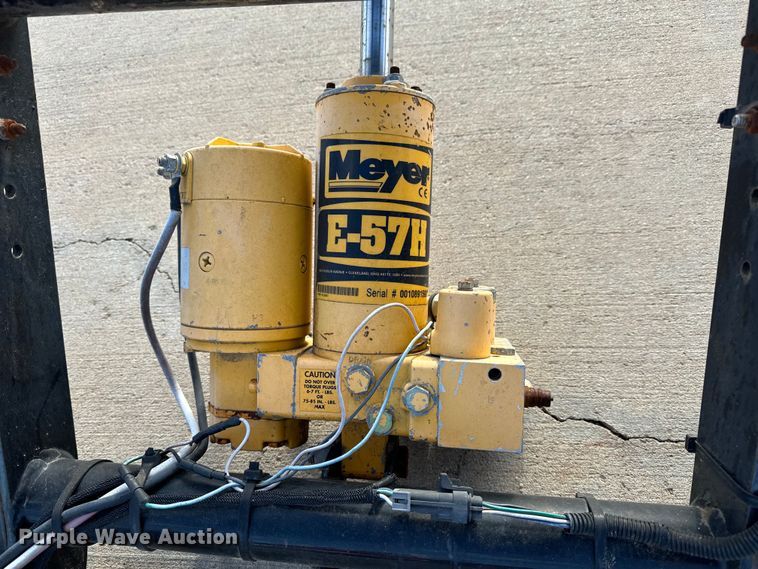 image for item NH9033 Meyer snow plow