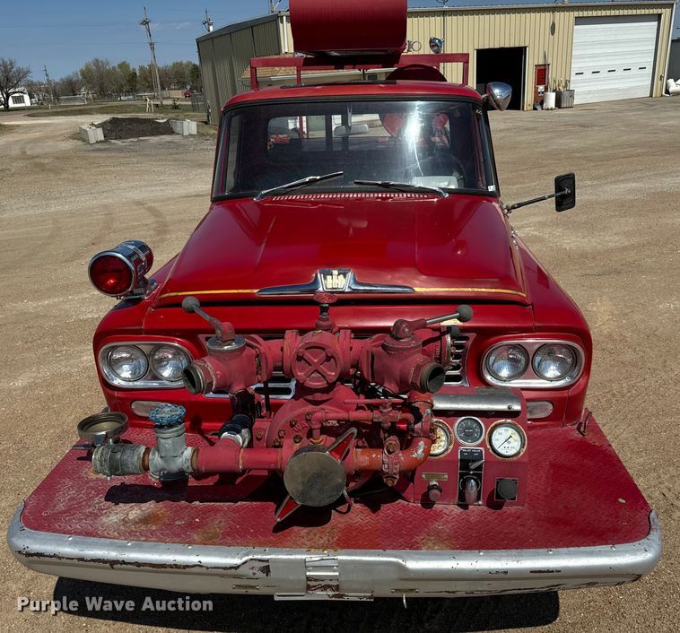 image for item NH9046 1961 International Harvester  C-132 pumper fire truck