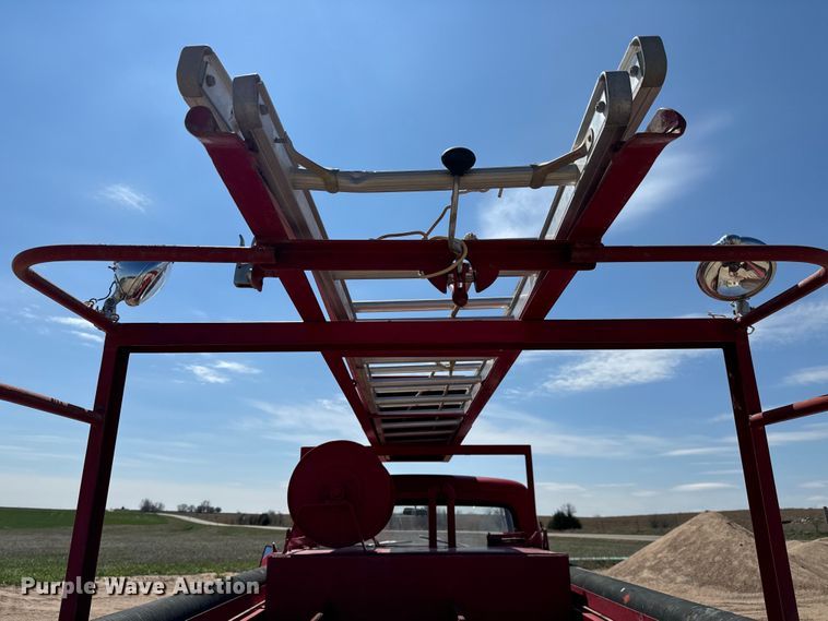 image for item NH9046 1961 International Harvester  C-132 pumper fire truck
