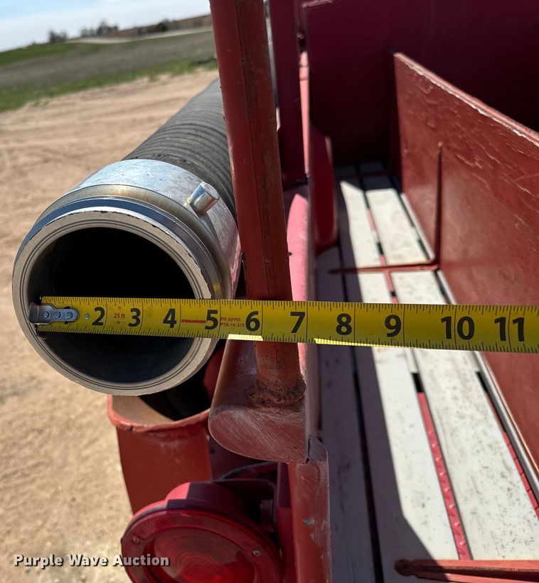 image for item NH9046 1961 International Harvester  C-132 pumper fire truck