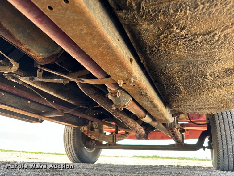 image for item NH9046 1961 International Harvester  C-132 pumper fire truck