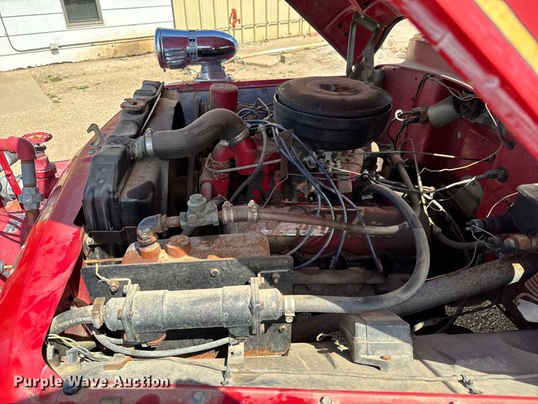 image for item NH9046 1961 International Harvester  C-132 pumper fire truck