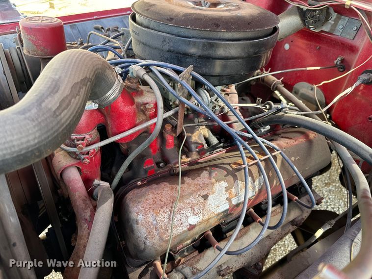 image for item NH9046 1961 International Harvester  C-132 pumper fire truck