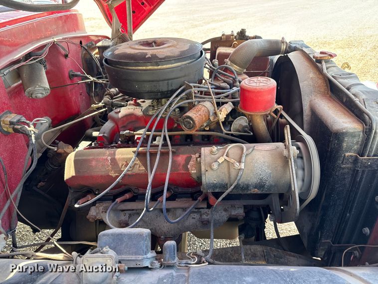 image for item NH9046 1961 International Harvester  C-132 pumper fire truck