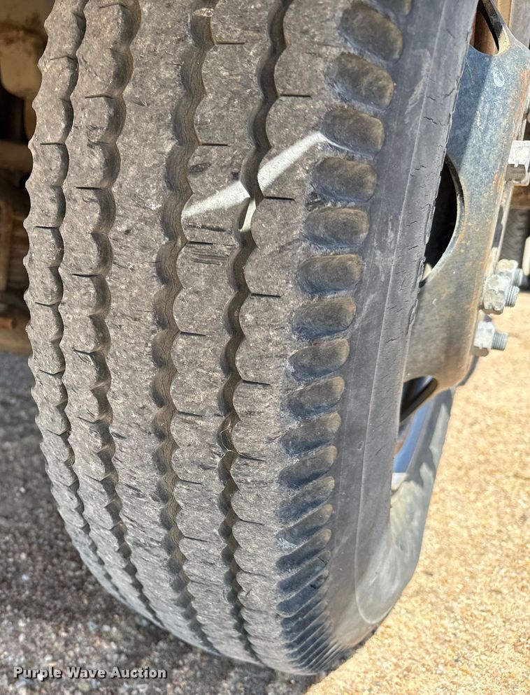 image for item NH9046 1961 International Harvester  C-132 pumper fire truck