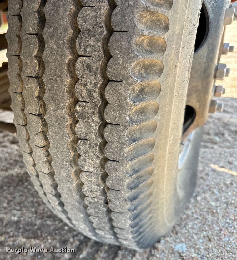 image for item NH9046 1961 International Harvester  C-132 pumper fire truck