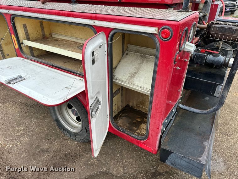 image for item NJ9432 1994 GMC Sierra 3500 pumper fire truck