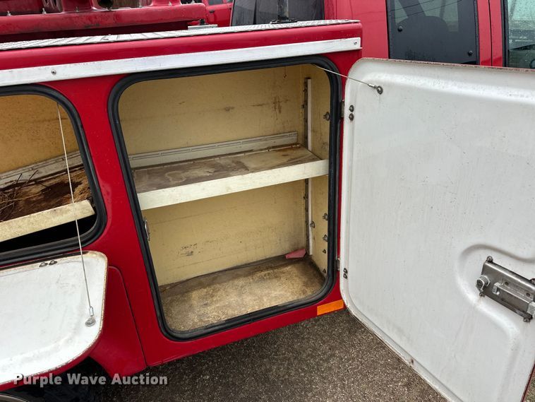 image for item NJ9432 1994 GMC Sierra 3500 pumper fire truck