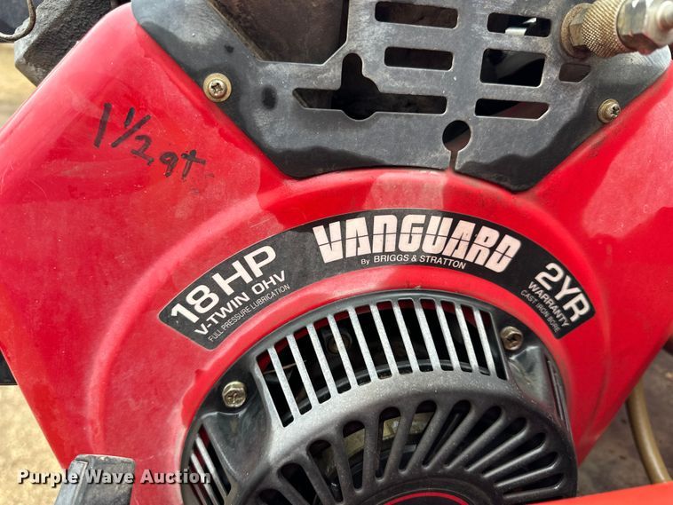 image for item NJ9432 1994 GMC Sierra 3500 pumper fire truck