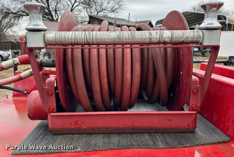 image for item NJ9432 1994 GMC Sierra 3500 pumper fire truck