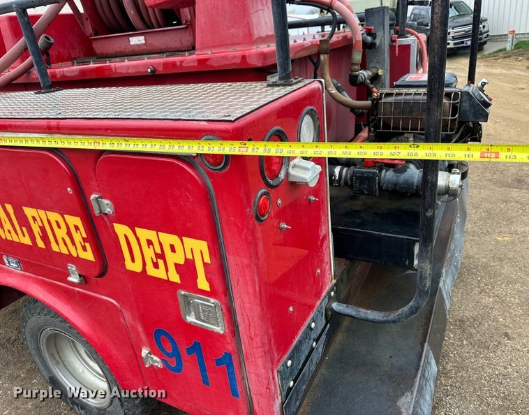 image for item NJ9432 1994 GMC Sierra 3500 pumper fire truck