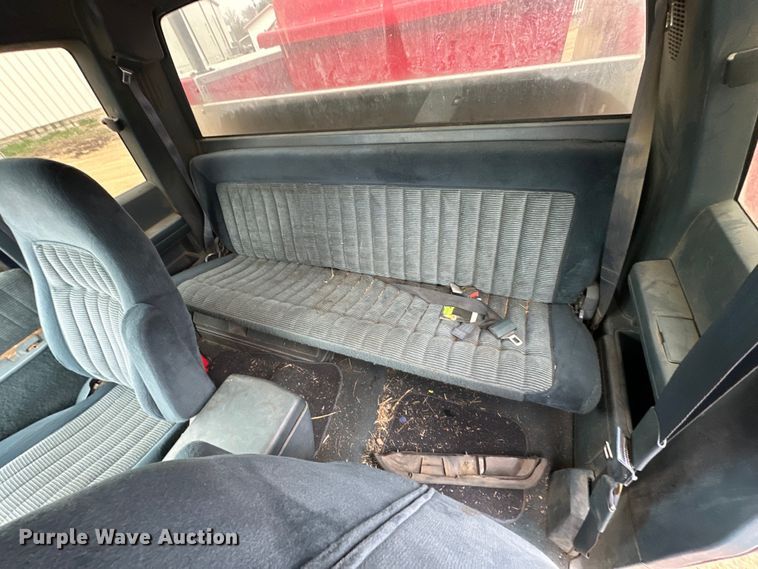 image for item NJ9432 1994 GMC Sierra 3500 pumper fire truck