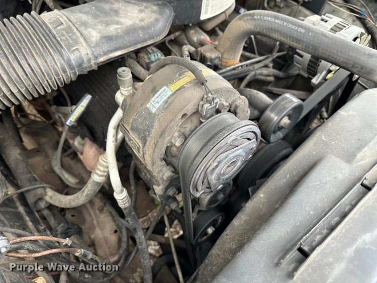 image for item NJ9432 1994 GMC Sierra 3500 pumper fire truck