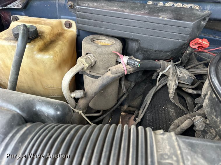 image for item NJ9432 1994 GMC Sierra 3500 pumper fire truck