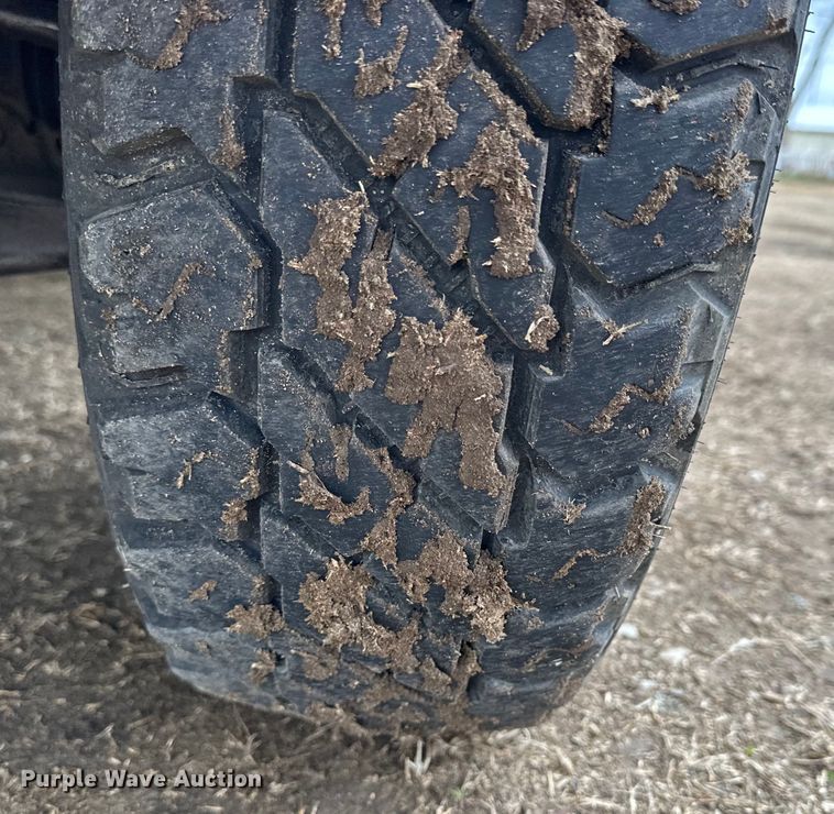 image for item NJ9432 1994 GMC Sierra 3500 pumper fire truck