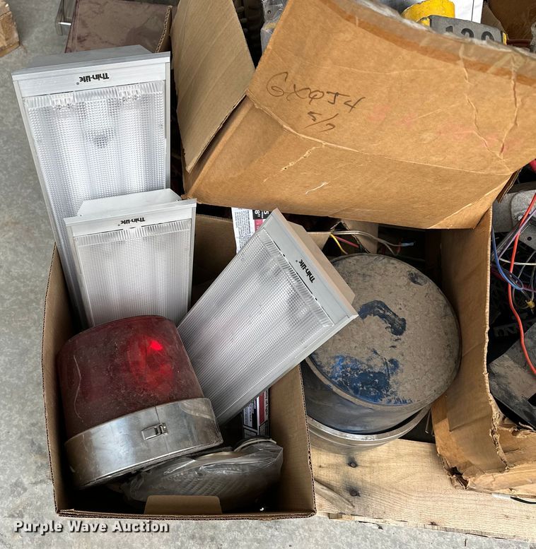 image for item NJ9440 Emergency services equipment