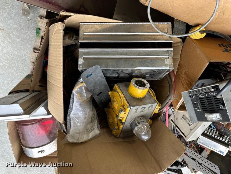 image for item NJ9440 Emergency services equipment