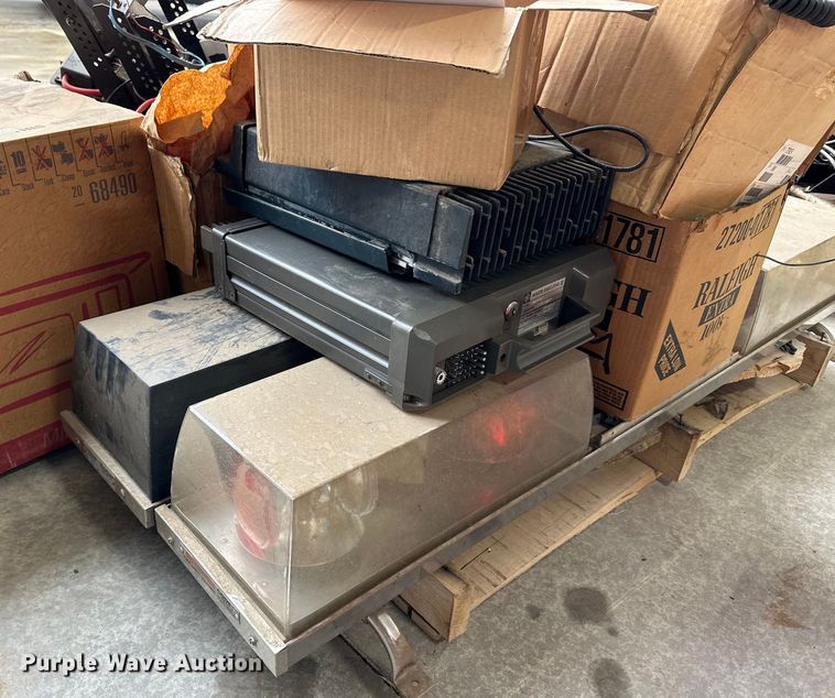 image for item NJ9440 Emergency services equipment